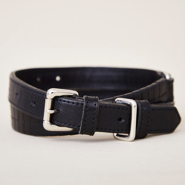 Oil shrink leather – cornelian taurus by daisuke iwanaga