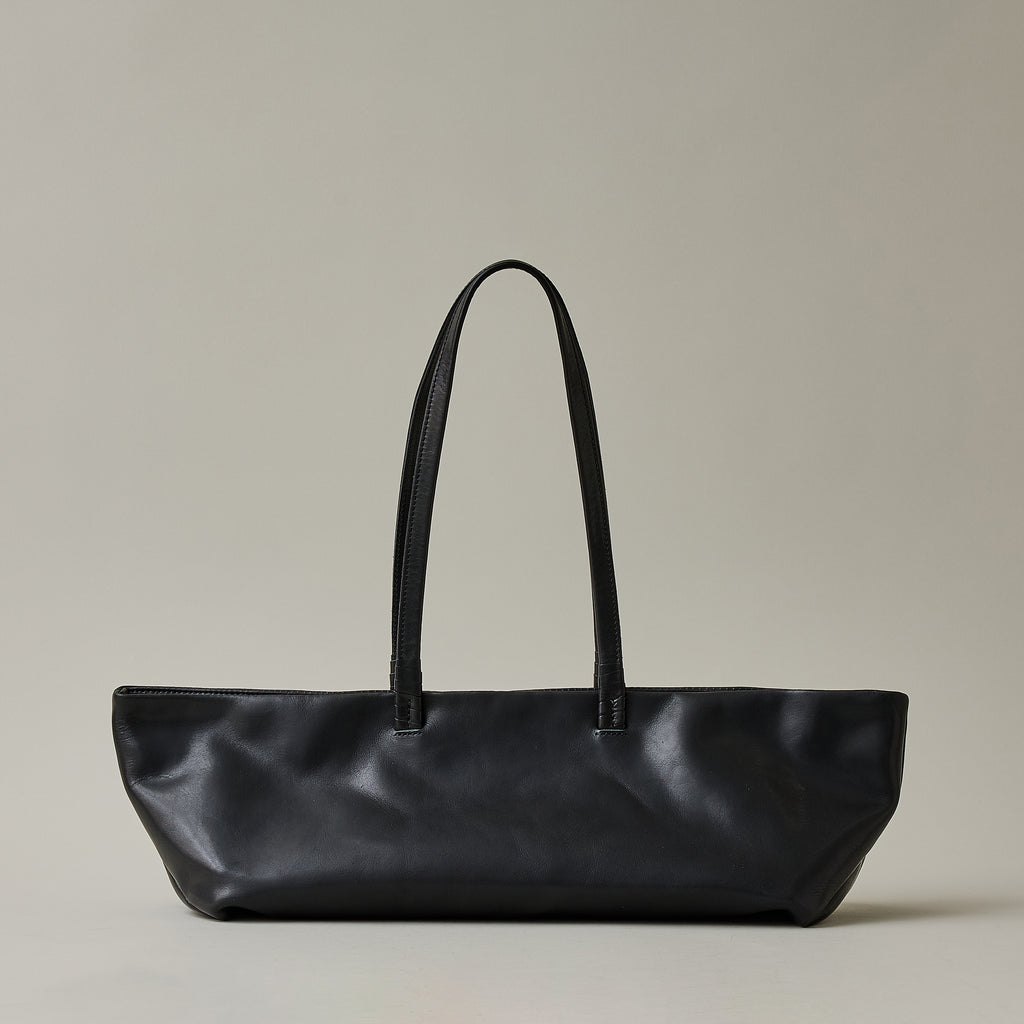 【定価10万超】 コーネリアンタウラス　トートバック　ポーチ付　黒　本革 コーネリアンタウラス cornelian taurus Dummy Handle （Black
