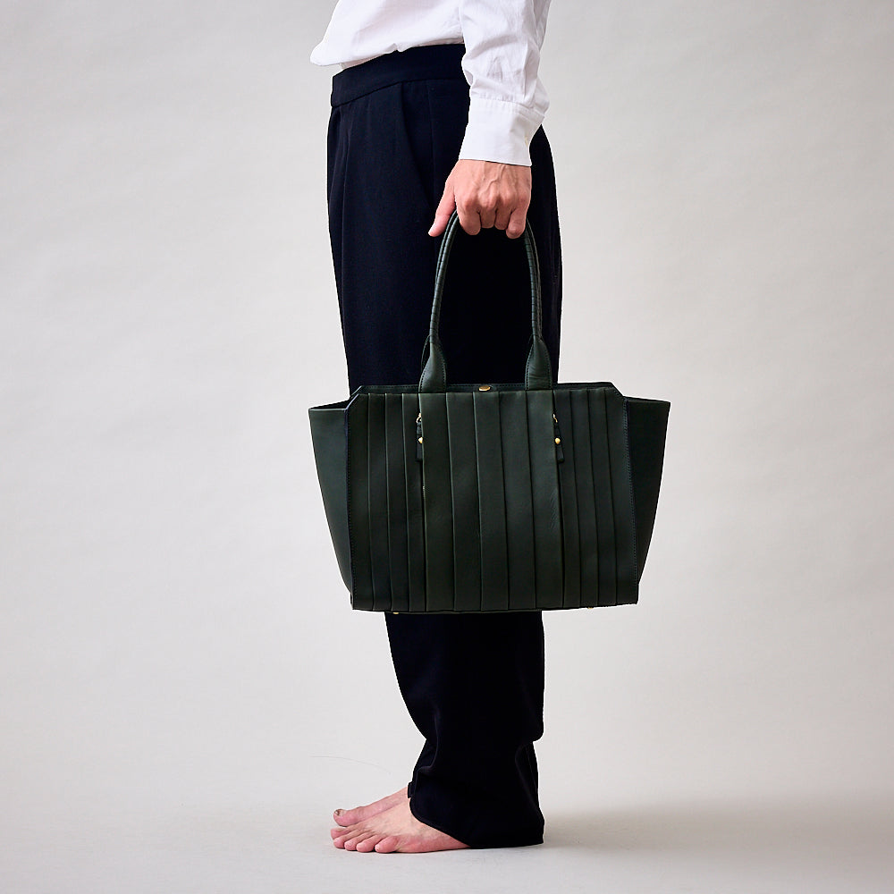 wave tote M / co26sswt020 / tea husk leather(cow leather