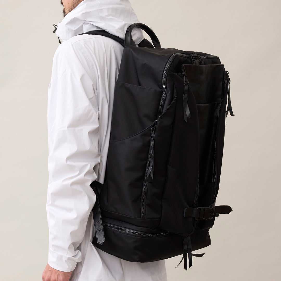 athletic sack C38 / co26ssac38 / W pit shrink leather /R Nylon