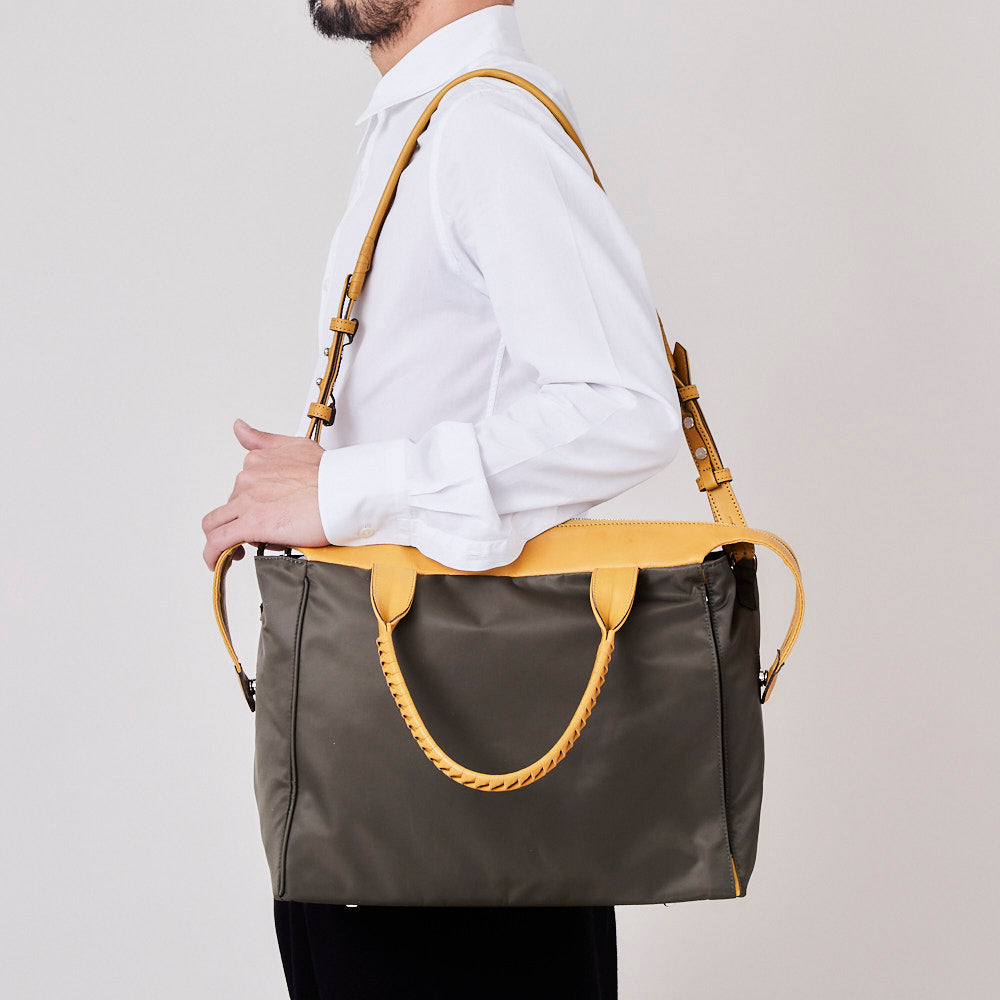 slide tote / co21ssst010 R Nylon * H cow leather – cornelian