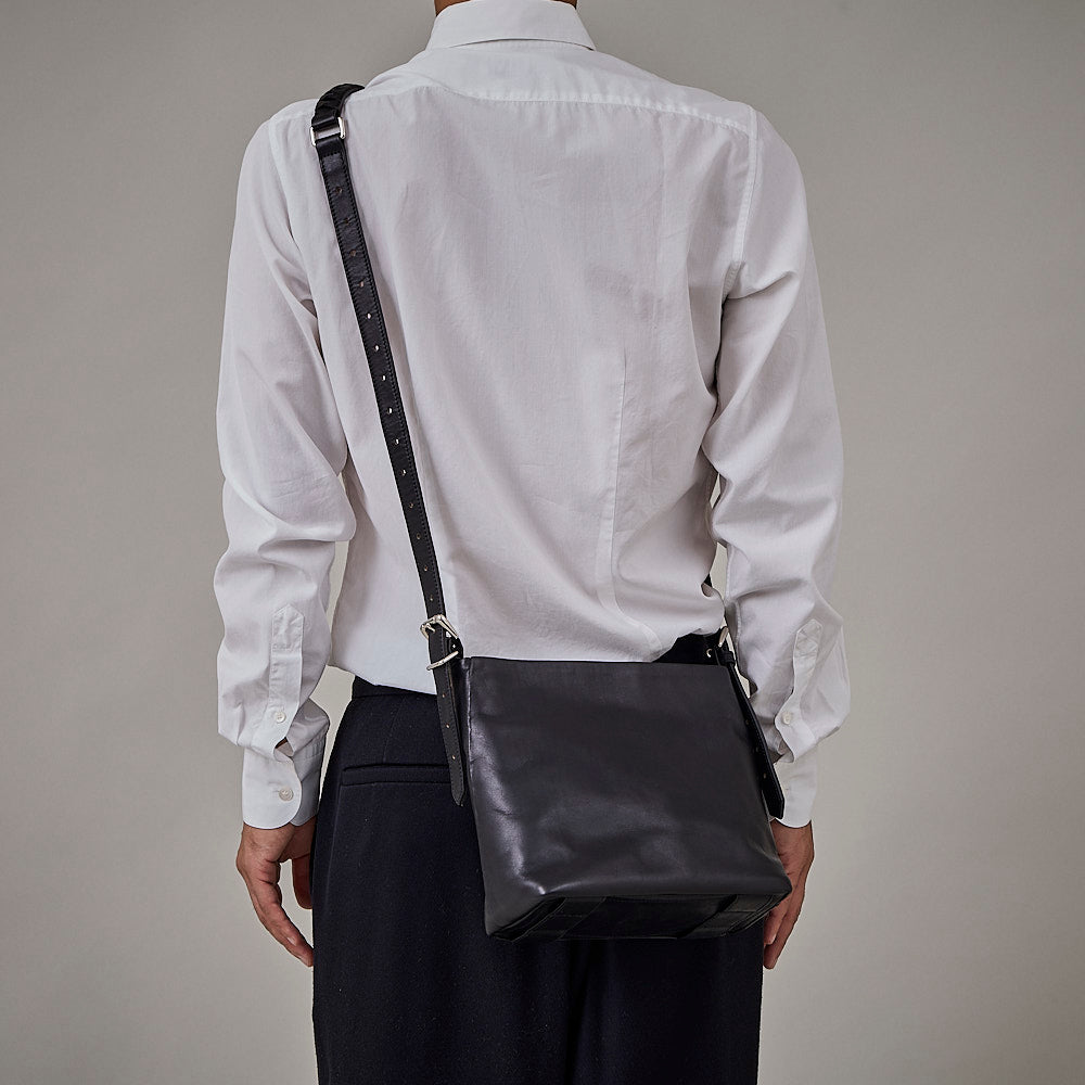 parallel shoulder S / co22fwpss030 / H cow leather – cornelian 