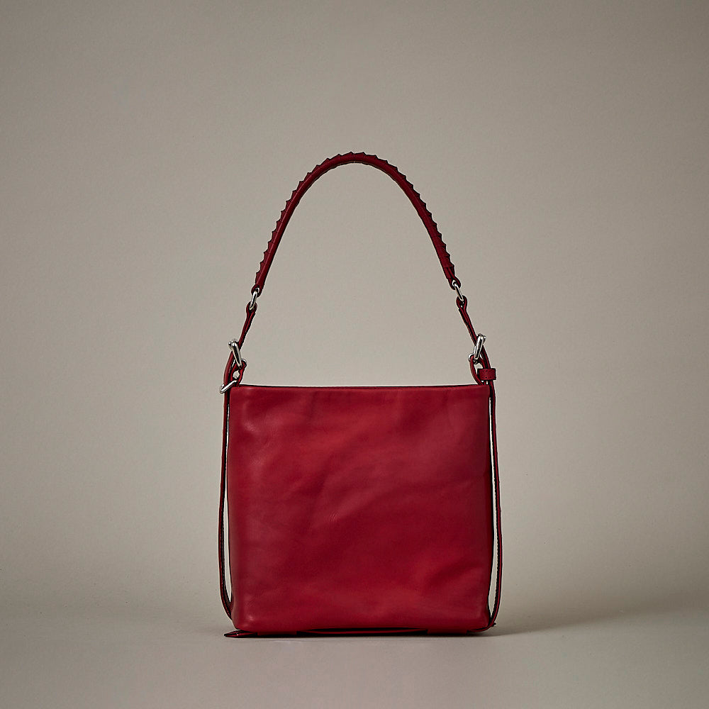 parallel shoulder S / co22fwpss030 / H cow leather – cornelian 